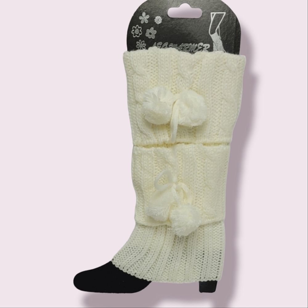 Knit Cream Boot Toppers w Pom Detail 1 pair OS